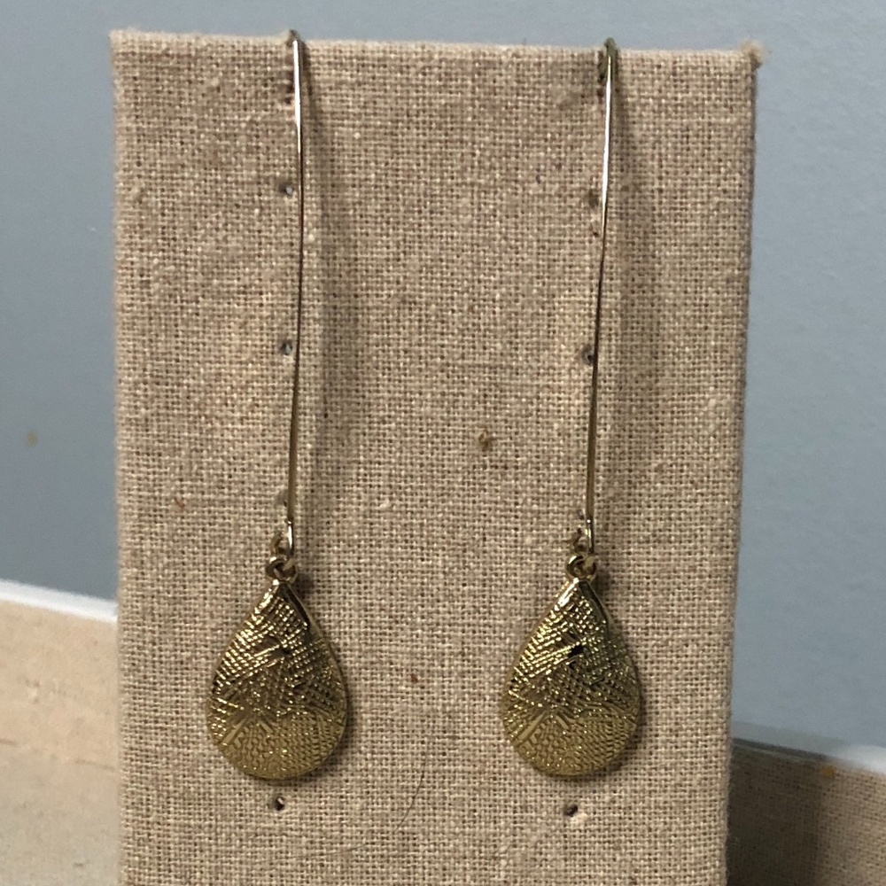 Gold Teardrop Earrings